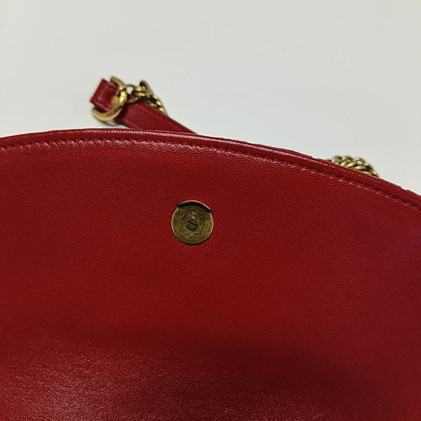 BB Velvet Red