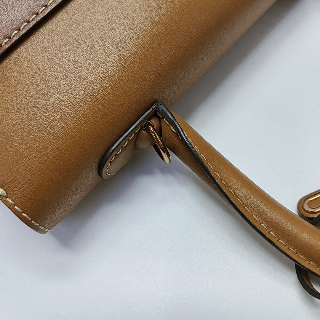Brillant Medium Calfskin Brown