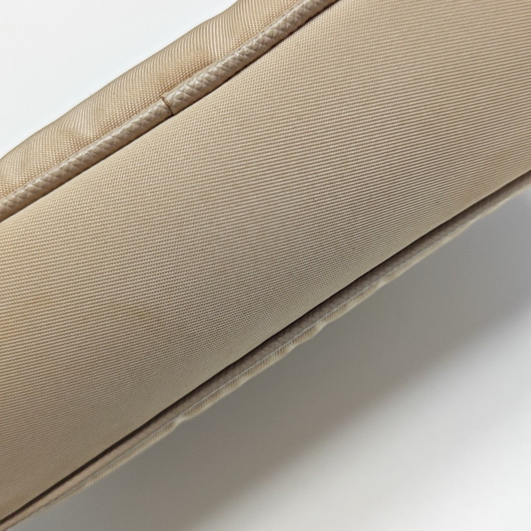 Re-Edition Nylon Beige