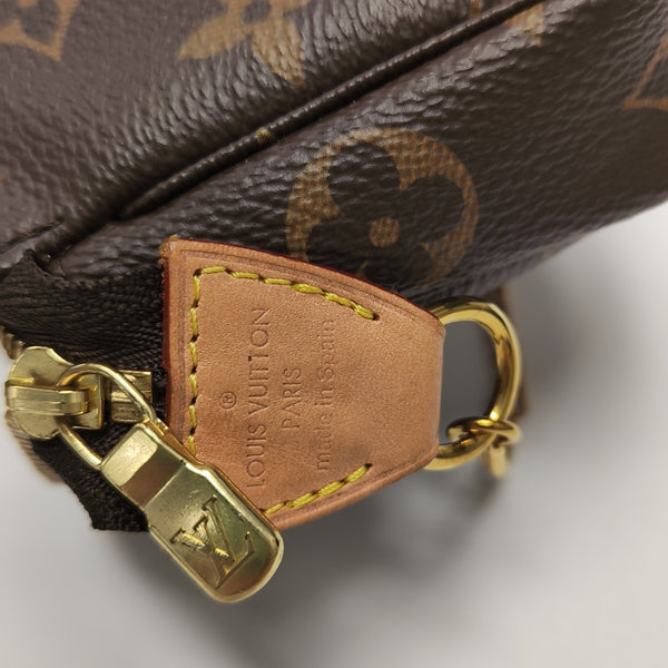 ACCESSOIRES Mini Monogram Coated Canvas Brown
