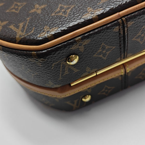 BOITE CHAPEAU PM Monogram Coated Canvas Brown