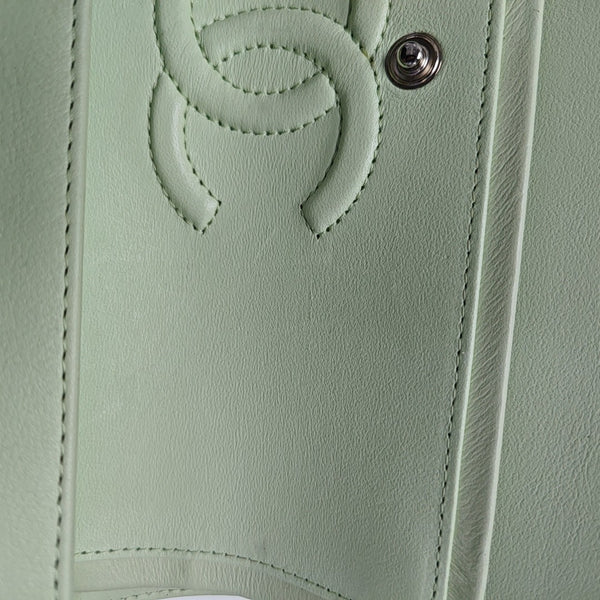 CLASSIC FLAP Small Chevron Calfskin Green