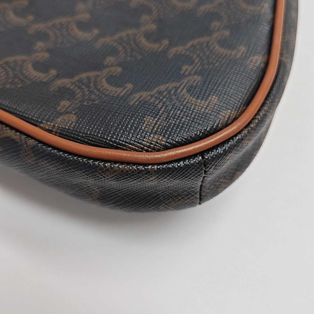 TRIANGLE Coated Canvas Brown