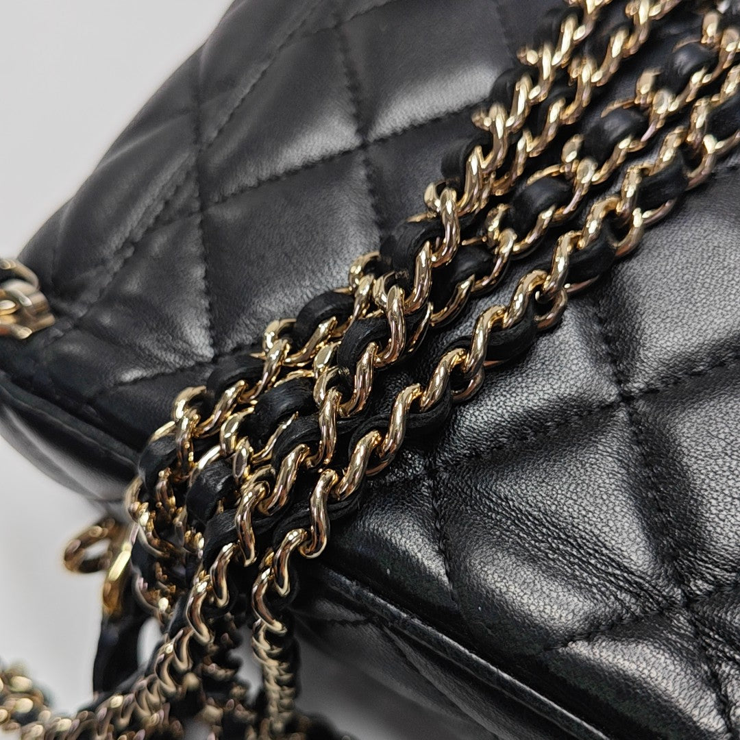 VANITY CASE Small Quilted Lambskin Black