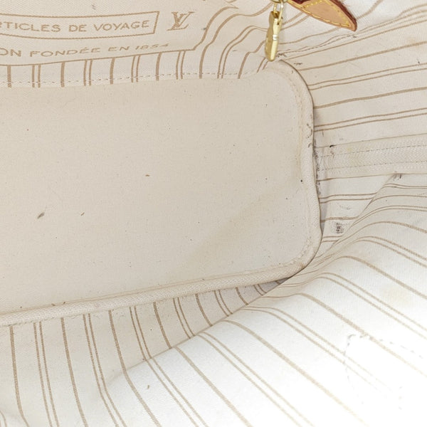 NEVERFULL PM Lona revestida Damier Azur Blanca