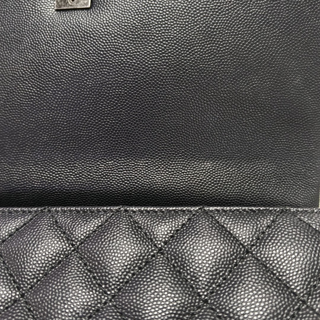 COCO HANDLE Medium Quilted Grained Calfskin Multicolor