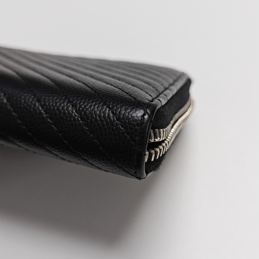 Chevron Calfskin Wallet Black