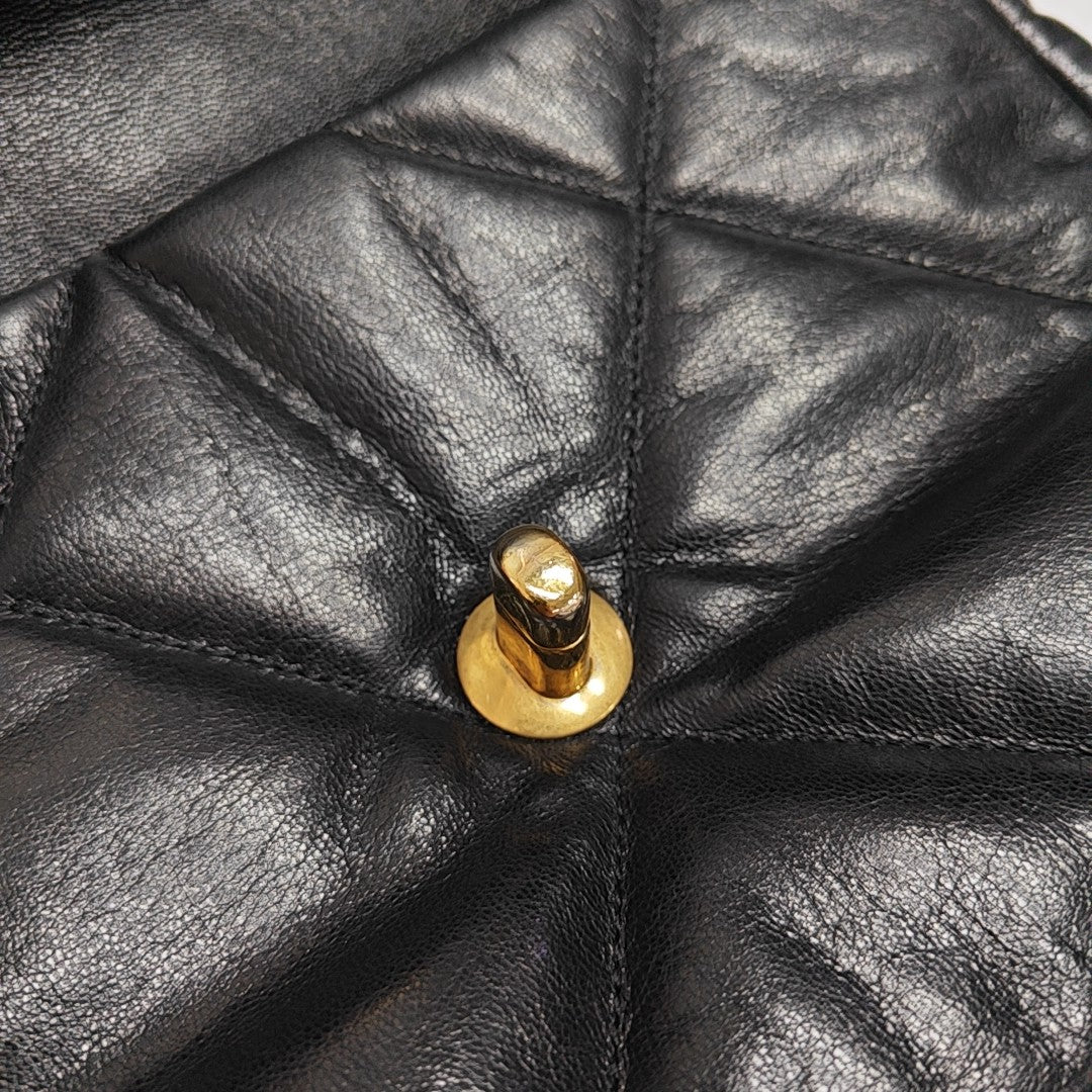 CHANEL 19 Small Quilted Lambskin Black
