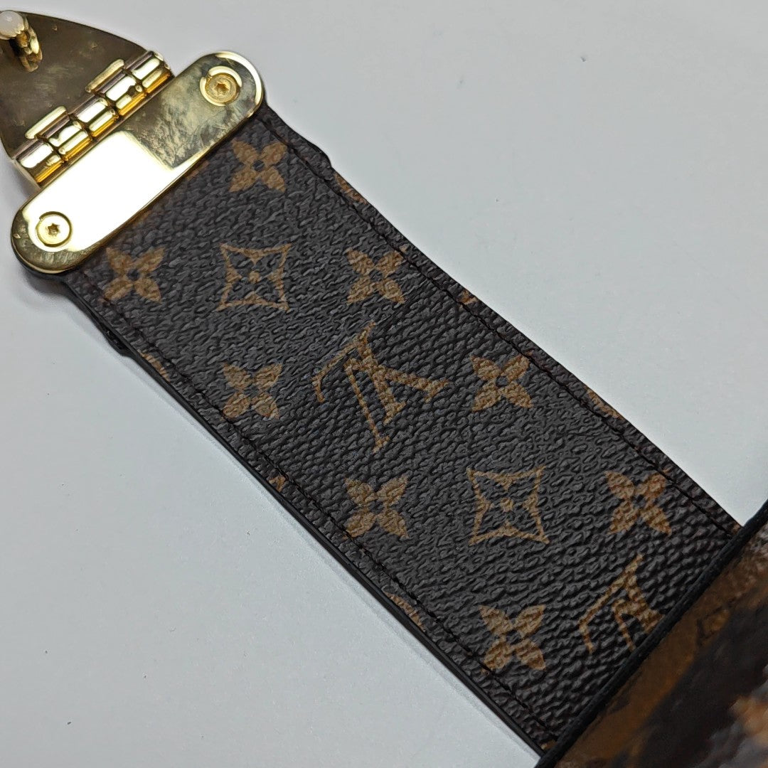 PETITE MALLE Monogram Coated Canvas Brown