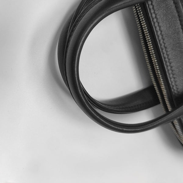Triangle Calfskin Black