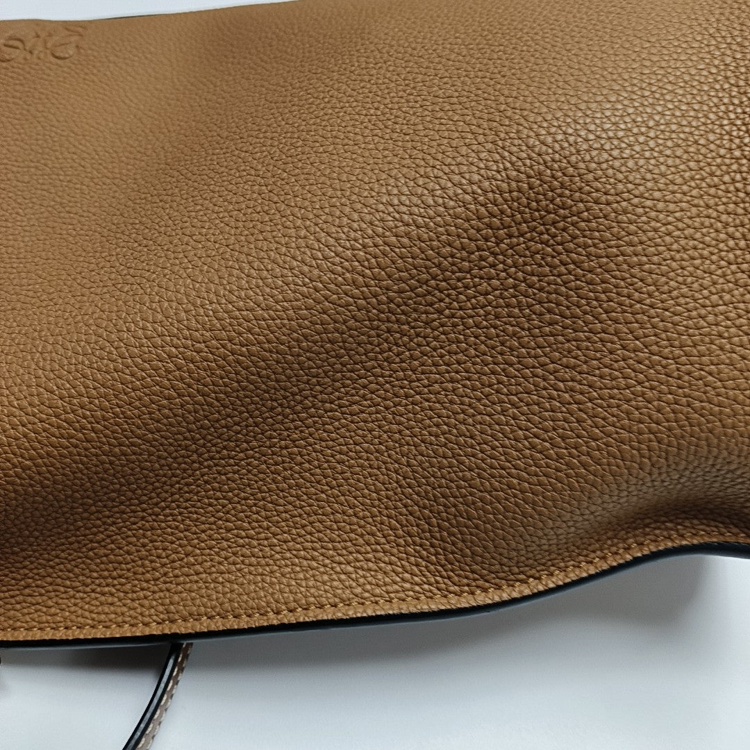 Authenticated pre-owned  Gate Calfskin Brown - Bucket Bag at Looply