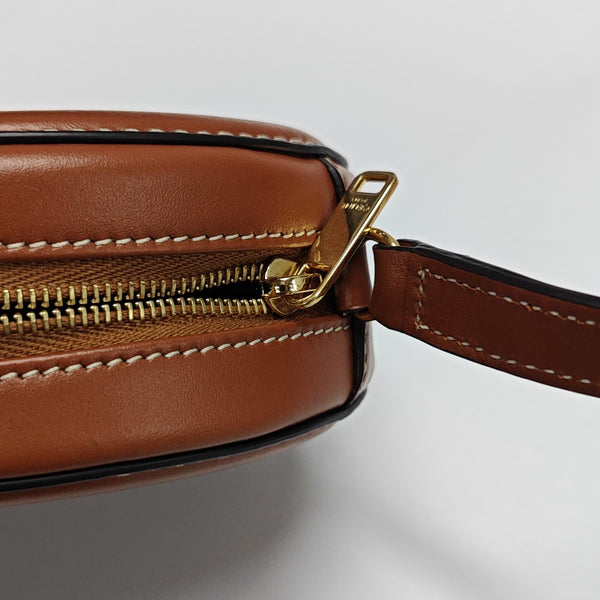 TRIOMPHE Small Calfskin Brown