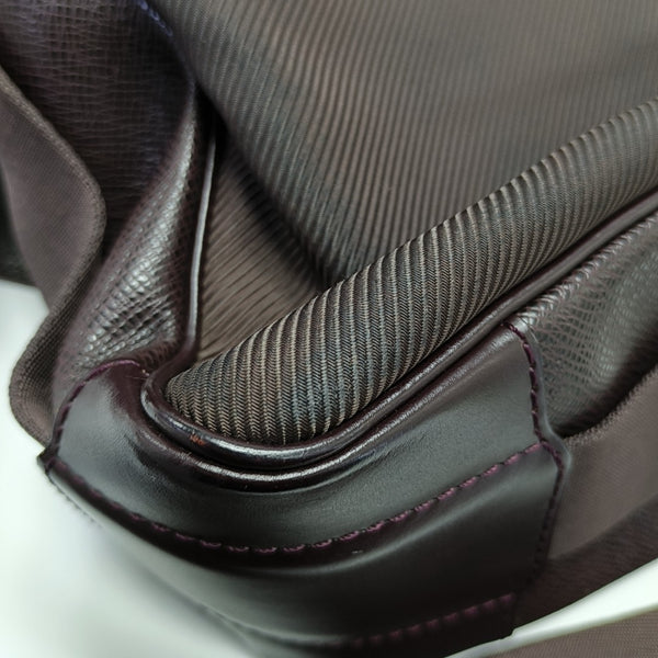 VIKTOR Calfskin Red