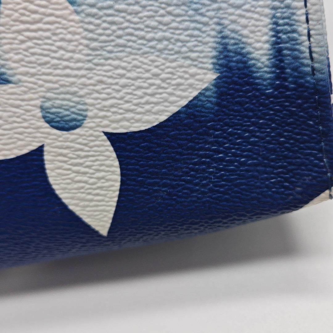 TOILET POCKET 26 Monogram Coated Canvas Blue