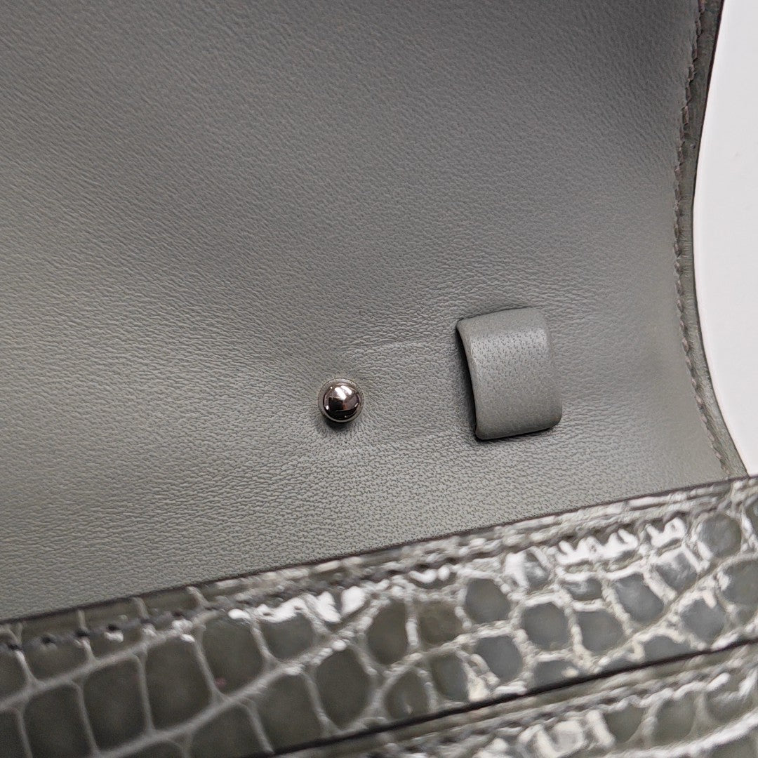 Constance 18 Shiny Porosus Crocodile Gray