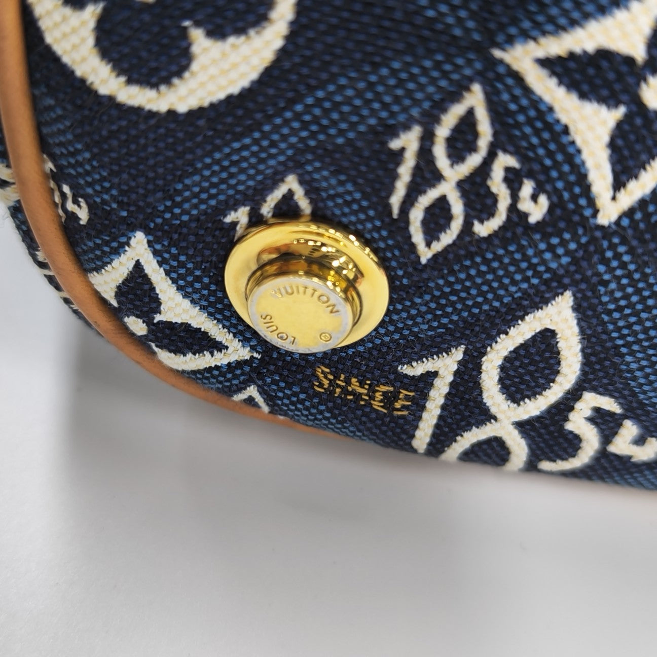 VANITY PM Fabric Blue