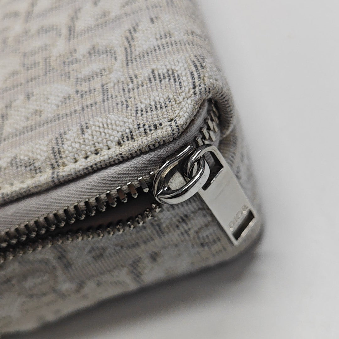 Oblique Canvas Shoulder Bag White
