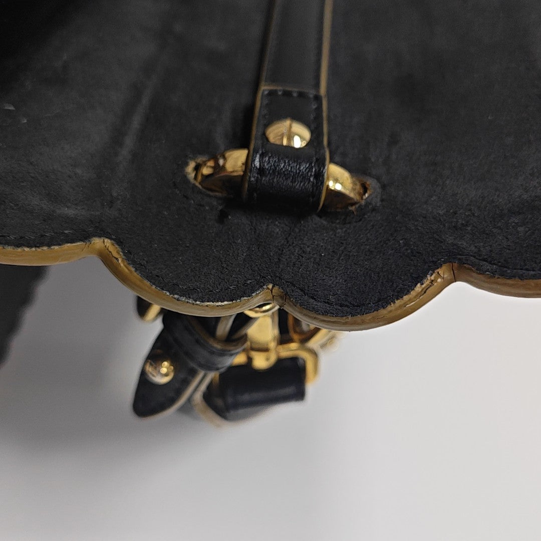 Kan I Medium Calfskin Black