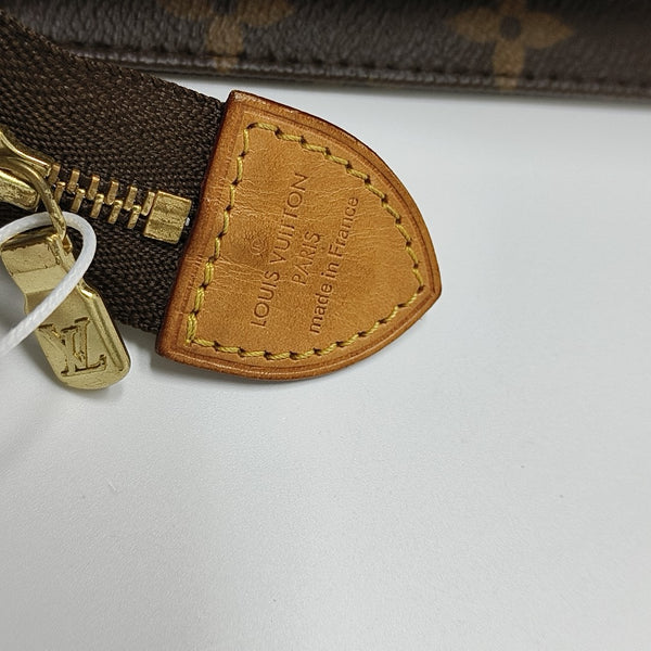 TOILET POCKET 26 Monogram Coated Canvas Brown