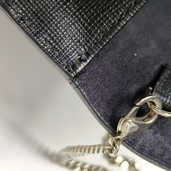 Authenticated pre-owned  Karlito Calfskin Black - Shoulder Bag at Looply