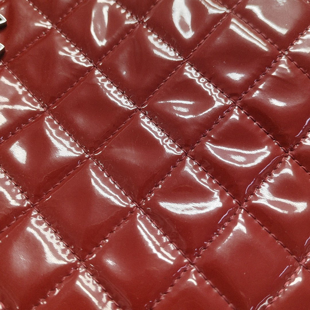 ULTIMATE STITCH Quilted Calfskin Red