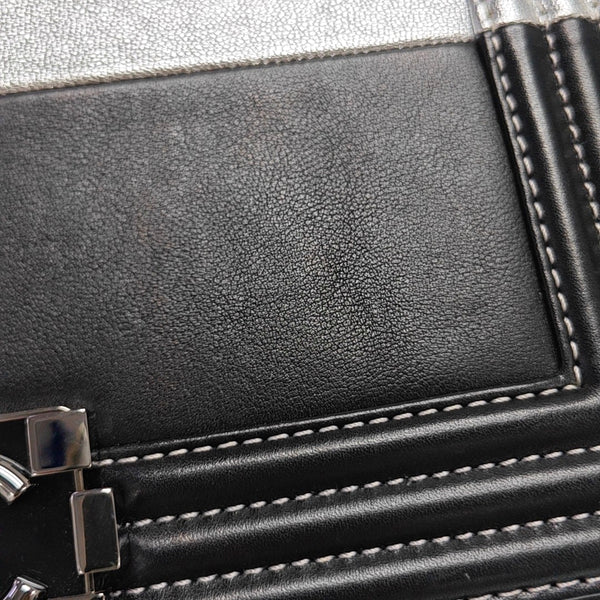Authenticated pre-owned  BOY CHANEL Medium Calfskin Black - Shoulder Bag at Looply