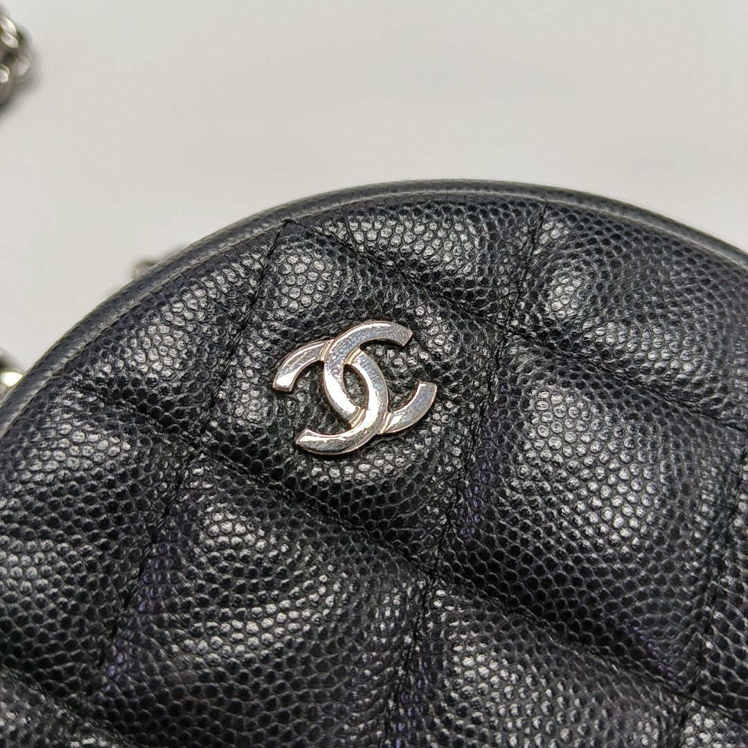 ROUND Quilted Grained Calfskin Black