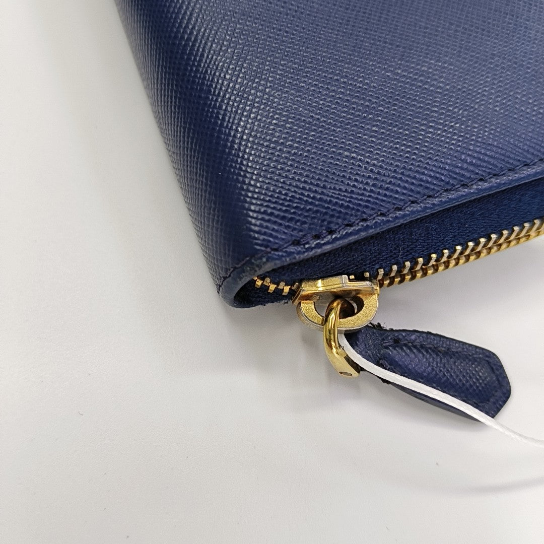 Zippy Wallet Saffiano Calfskin Blue Wallet