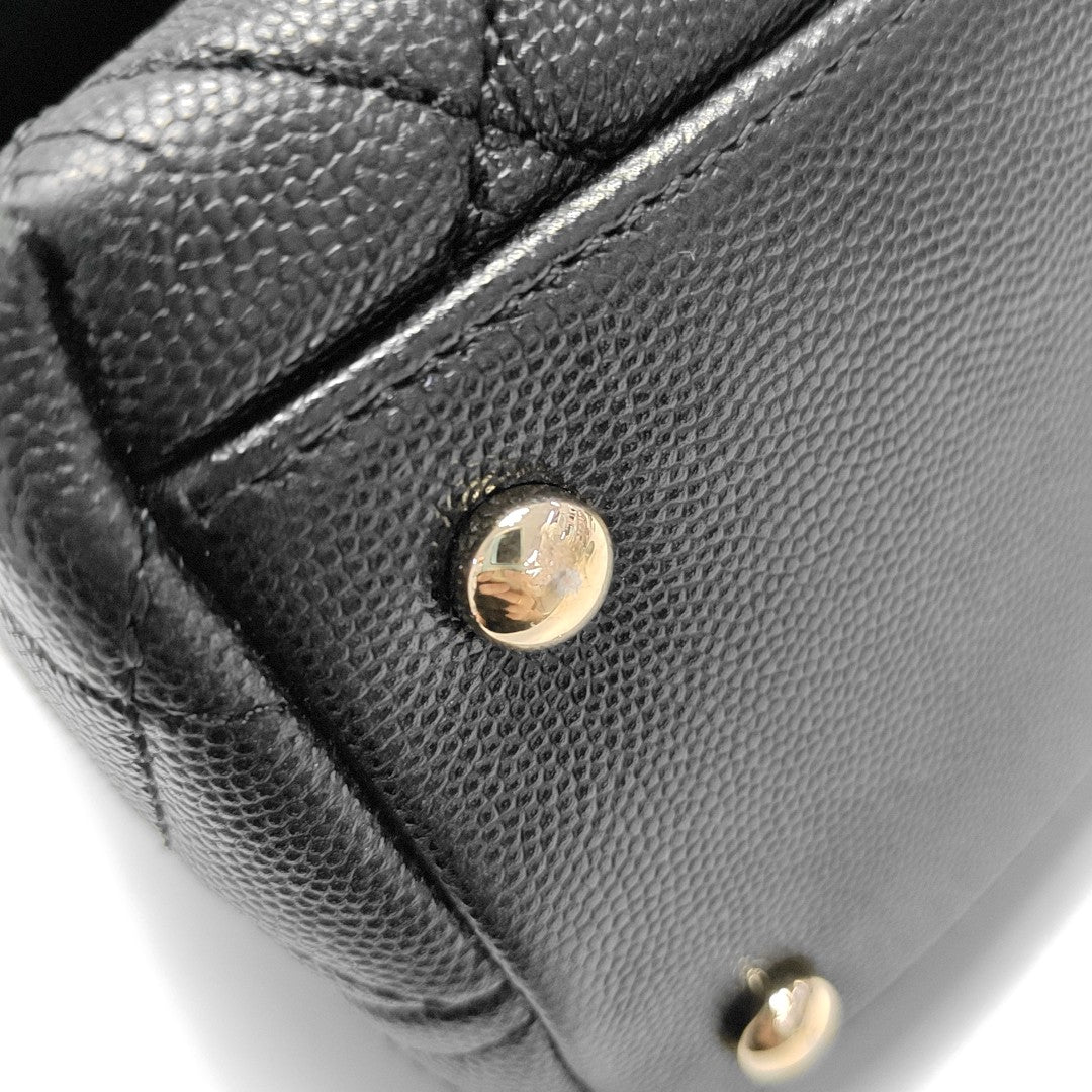 COCO HANDLE Medium Quilted Grained Calfskin Black