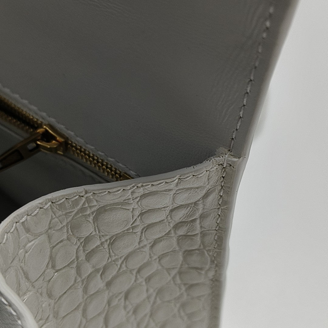 Hourglass S Calfskin White