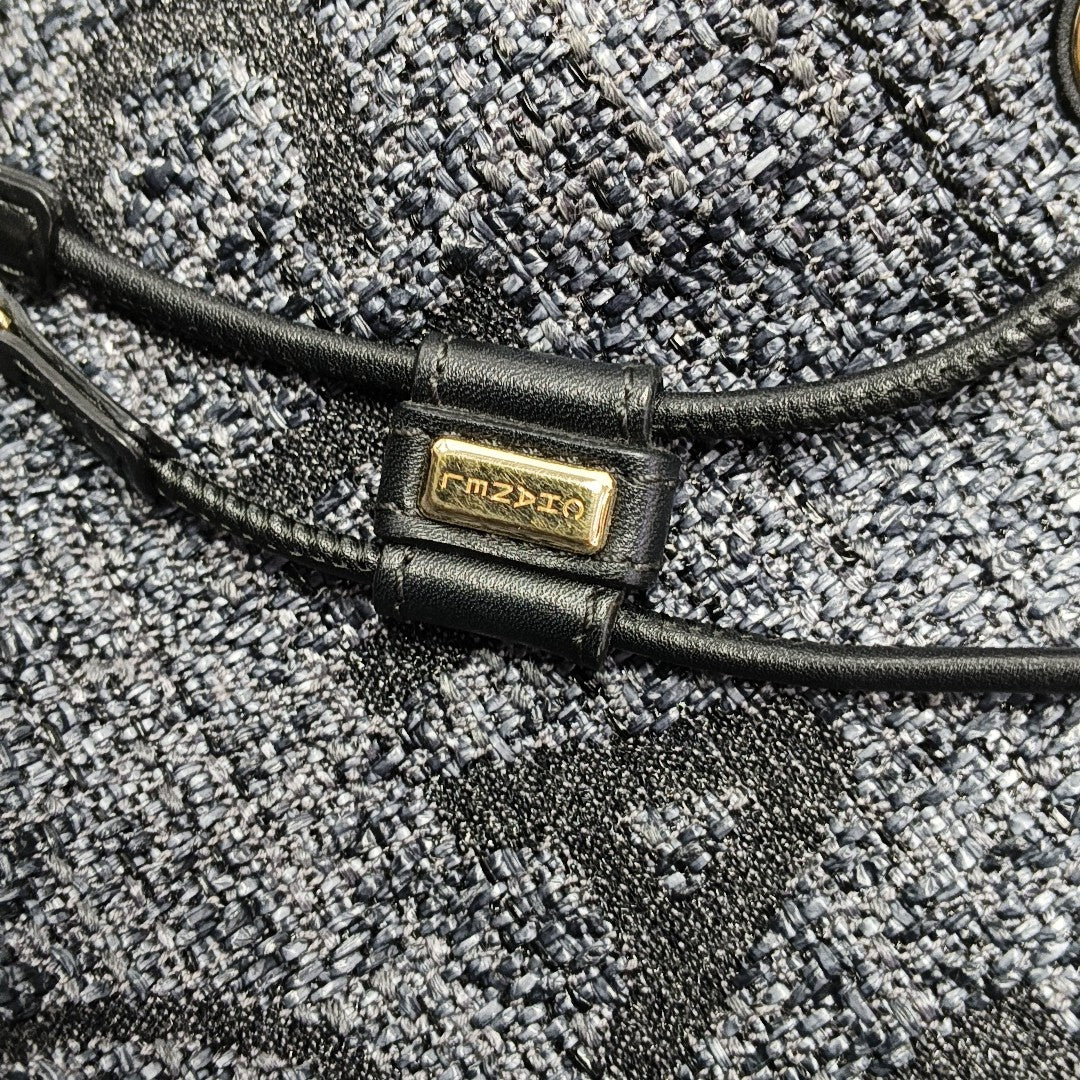 Authenticated pre-owned  DEAUVILLE Small Fabric Grey - Bucket Bag at Looply