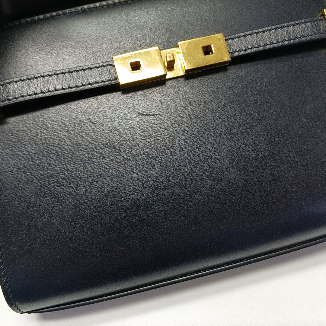 Authenticated pre-owned  MANHATTAN Mini Calfskin Black - Shoulder Bag at Looply