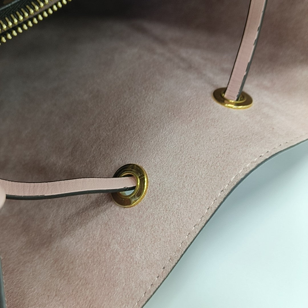 NÉONOÉ MM Monogram Coated Canvas Brown