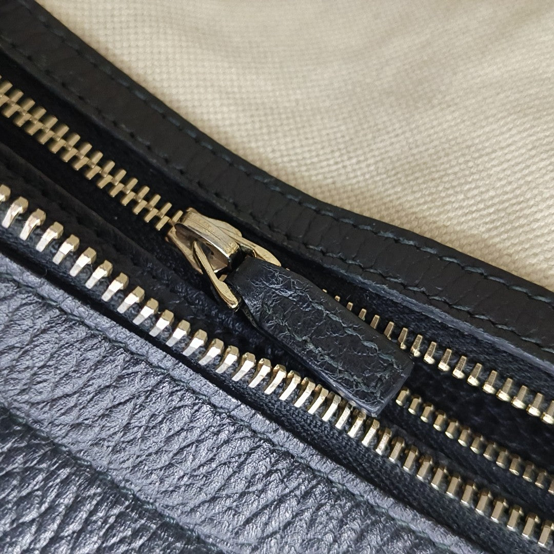 Swing Calfskin Black