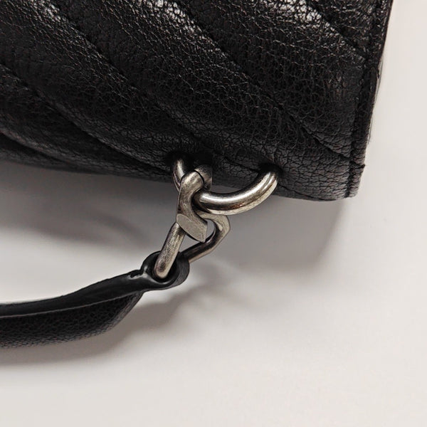 COLLEGE Medium Chevron Lambskin Black