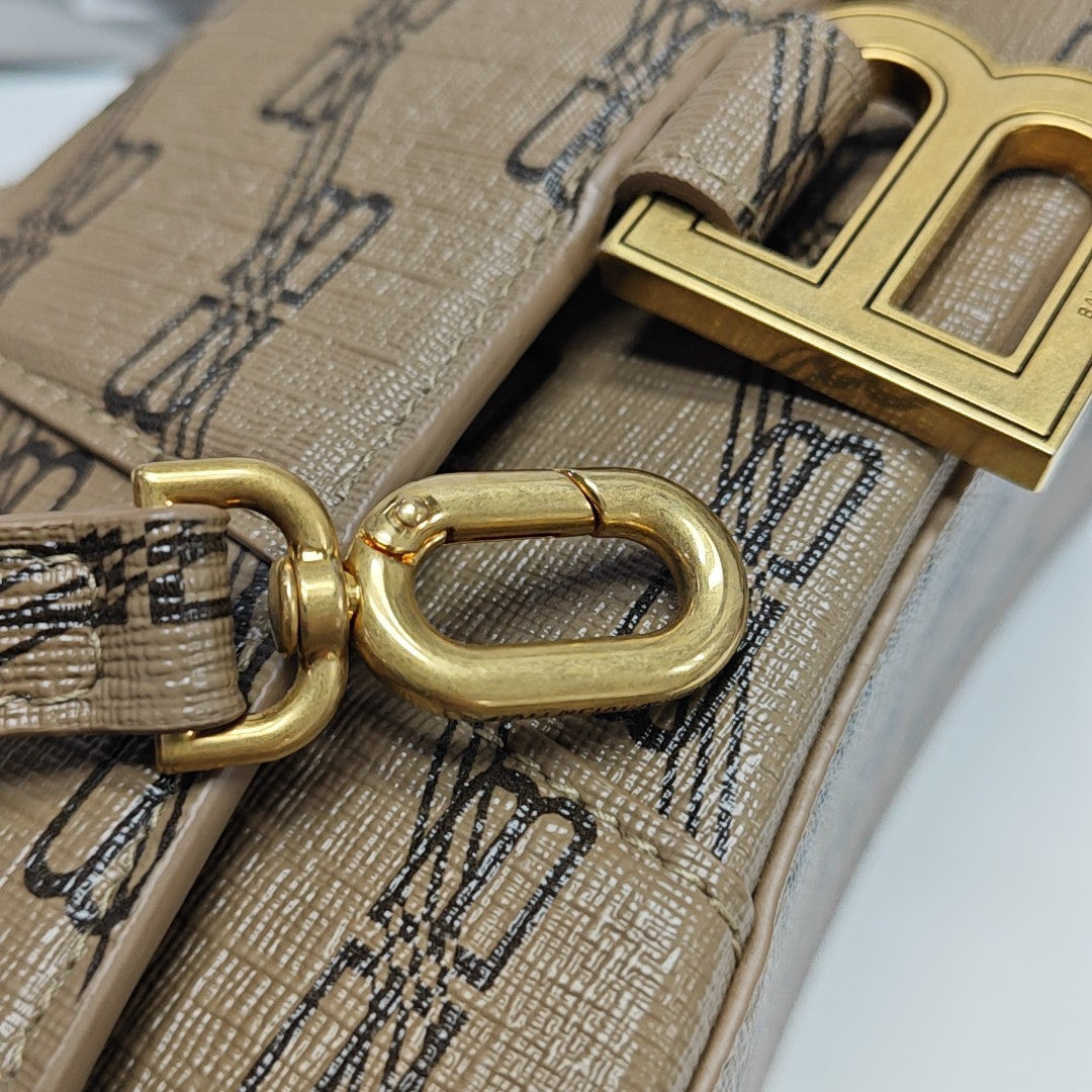 Hourglass XS Coated Canvas Brown