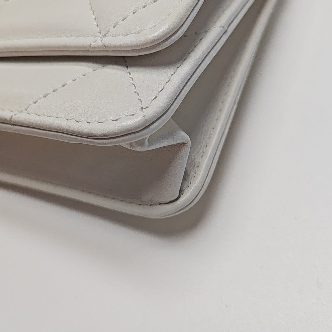 CHANEL 19 Small Quilted Lambskin White