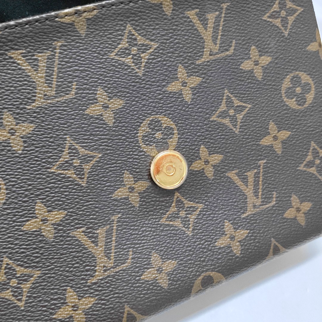 Authenticated pre-owned  LOCKY BB Monogram Coated Canvas Brown - Crossbody Bag at Looply