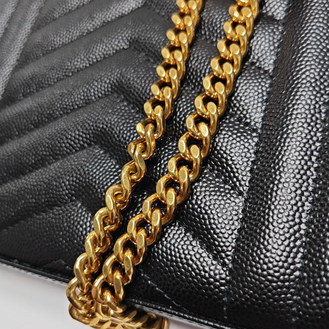 MONOGRAM Medium Chevron Calfskin Black