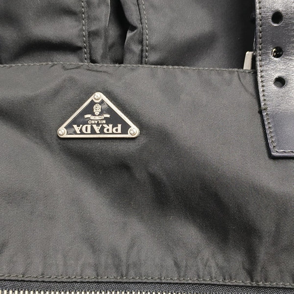 Vela Messenger Bag Nylon Black