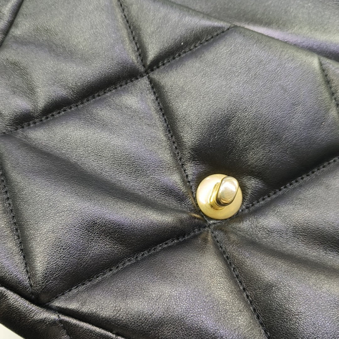 CHANEL 19 Small Quilted Lambskin Black