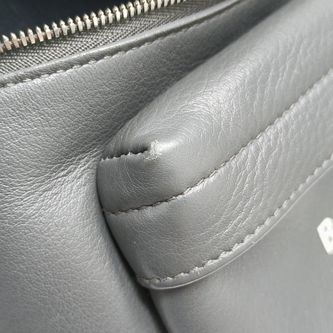 Everyday Calfskin Gray