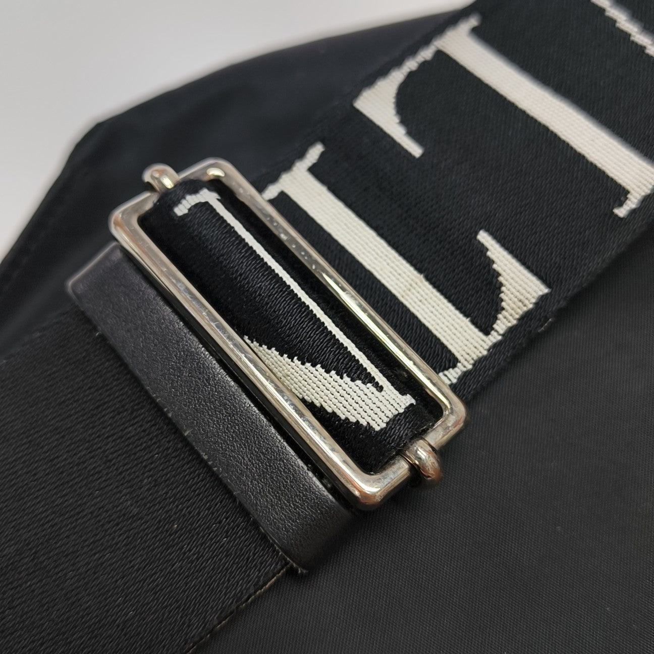 Vltn Nylon Black