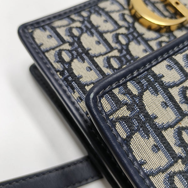 30 Montaigne Oblique Canvas Blue