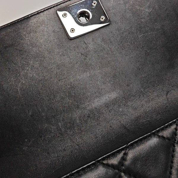 Authenticated pre-owned  BOY CHANEL Quilted Lambskin Black - Shoulder Bag at Looply