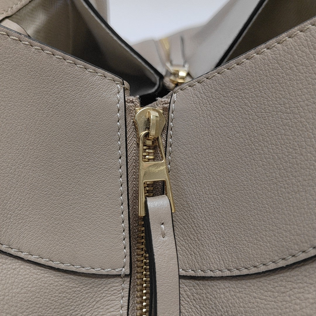 Hammock Small Calfskin Gray