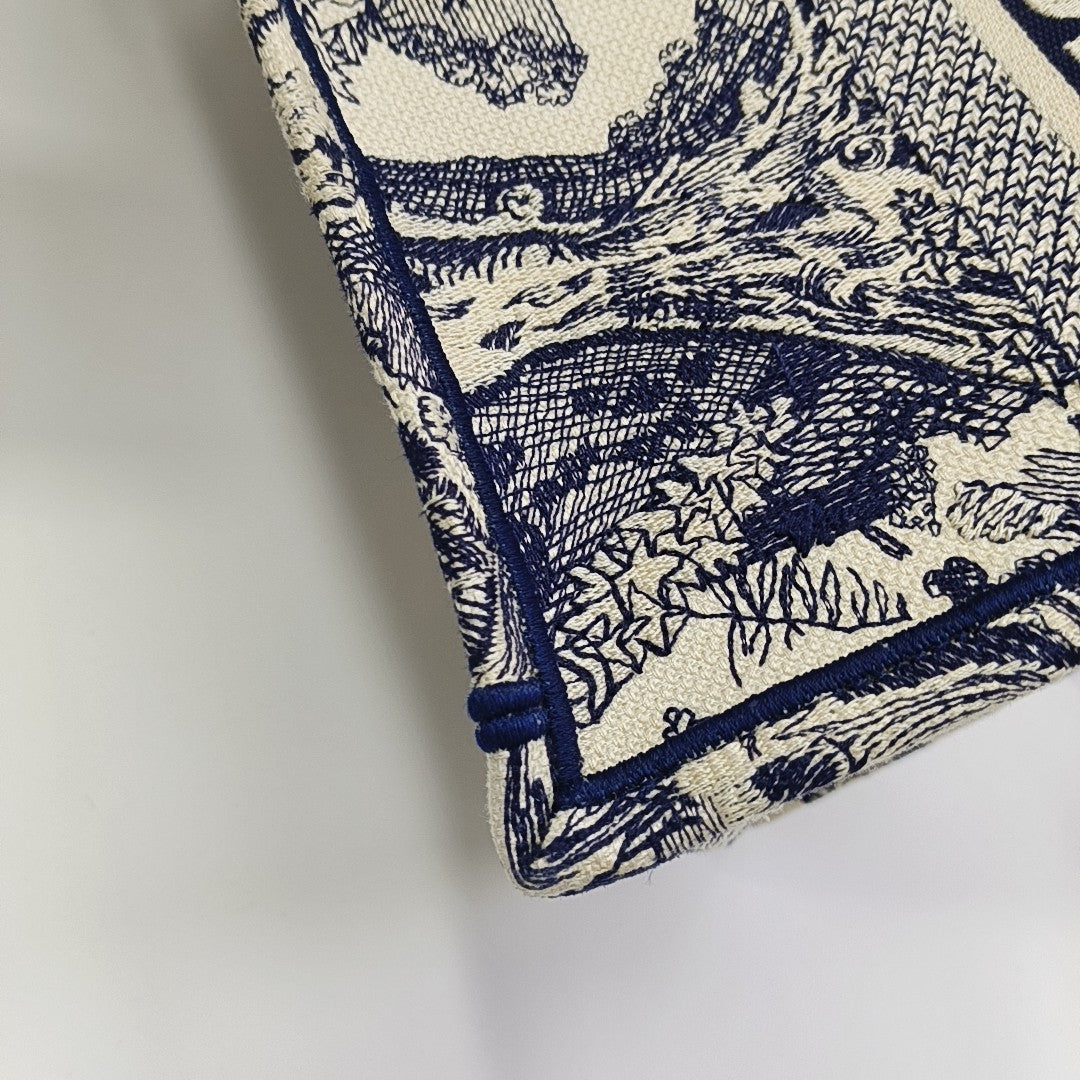 Book Tote Medium Canvas Blue