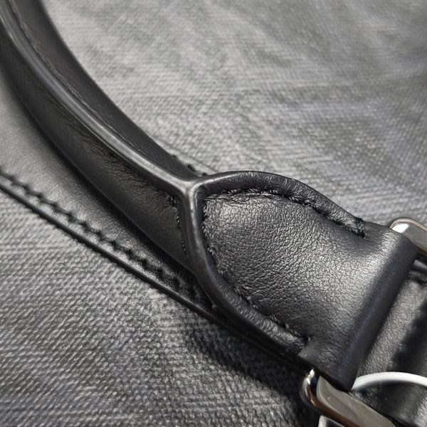 Lingot Oblique Canvas Black