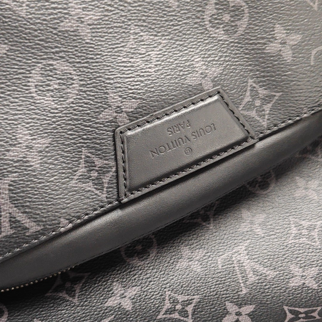 DISCOVERY PM Monogram Coated Canvas Black