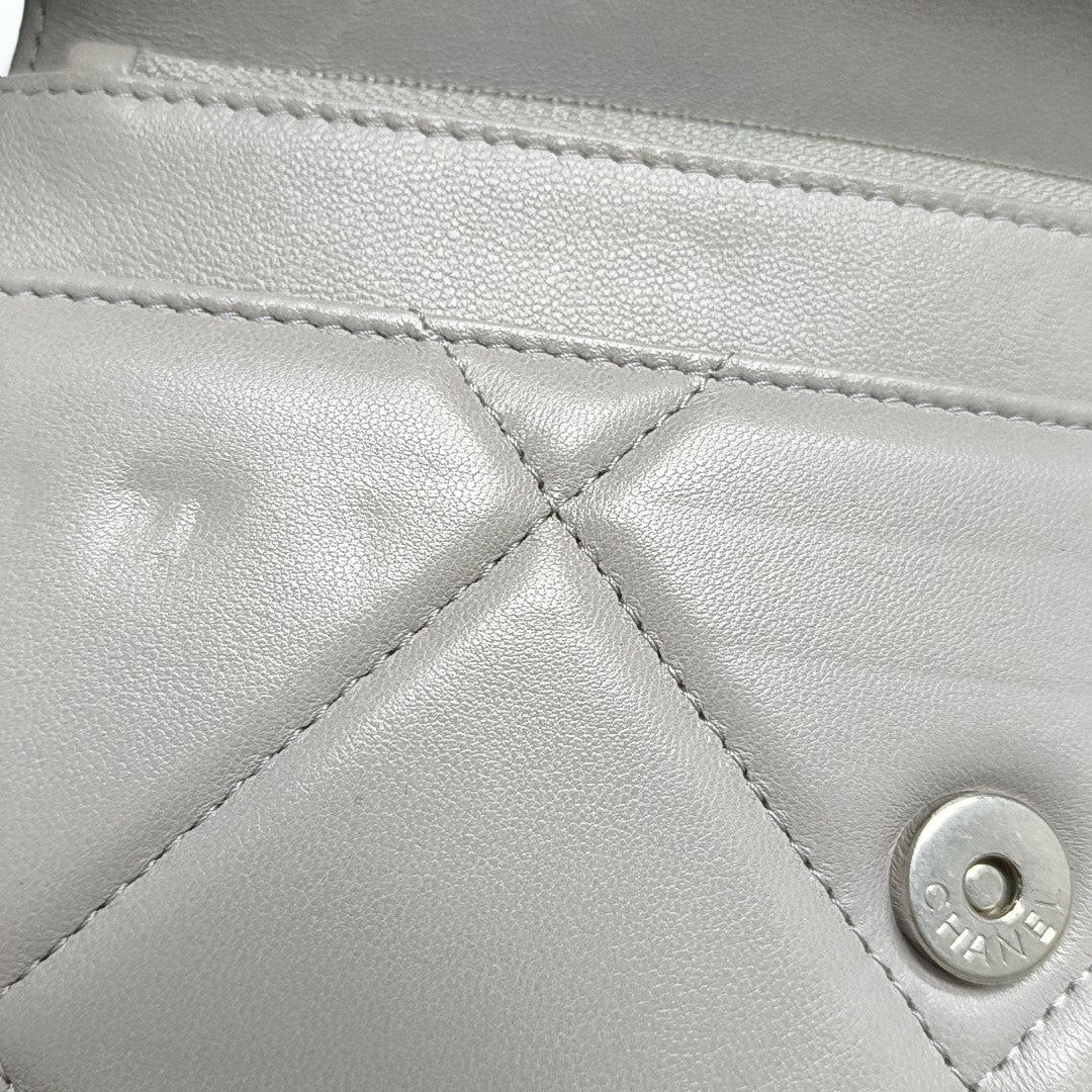 CHANEL 19 WOC Quilted Lambskin Gray